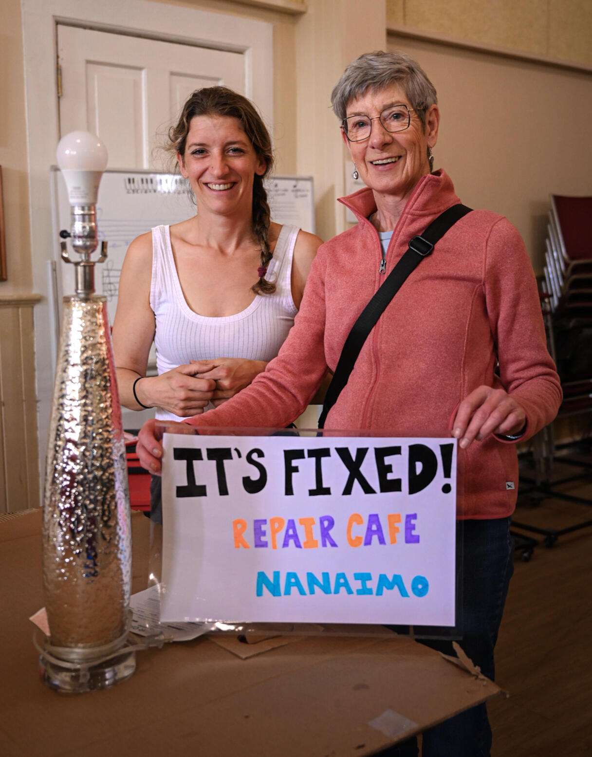 Lamp successfully repaired by volunteer.